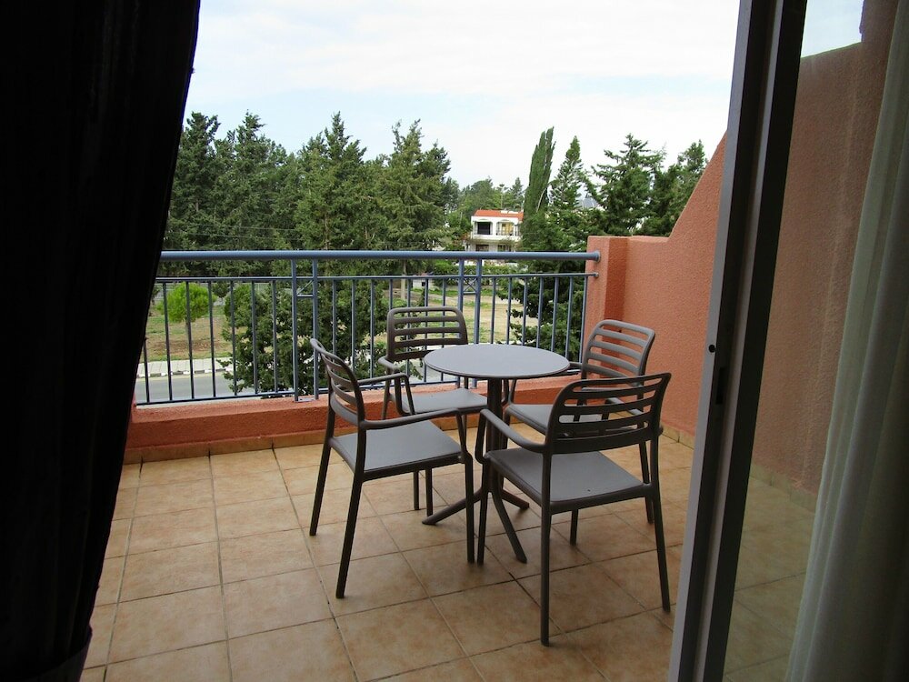 Фото Resitour - Limnaria Gardens