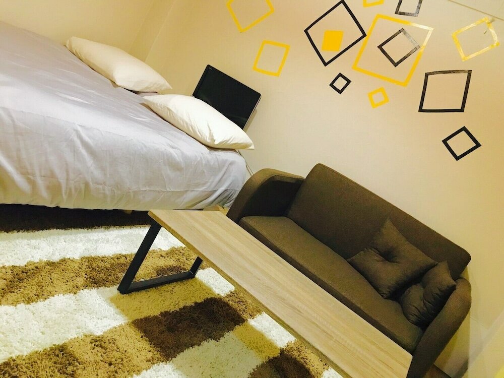 Фото Local Nishijin Apartment