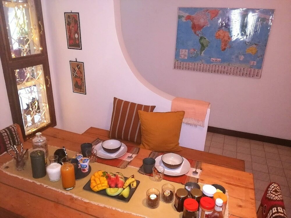 Фото Utamaduni House