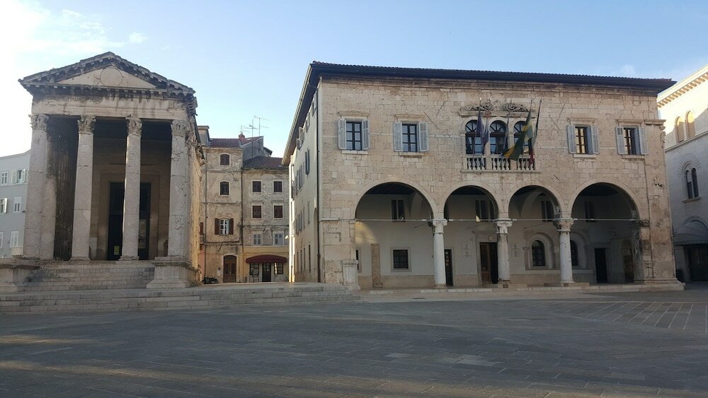 Фото Hotel Galija