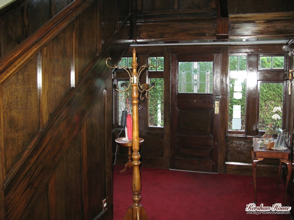 Фото Kershaw House Boutique Accommodation