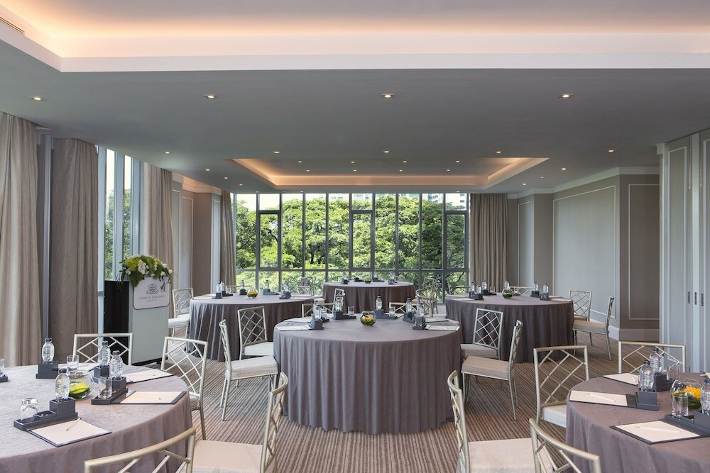 Фото Oriental Residence Bangkok