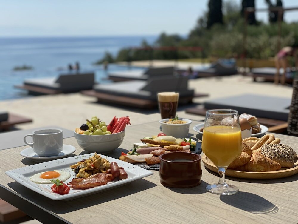 Фото Colonides Beach Hotel