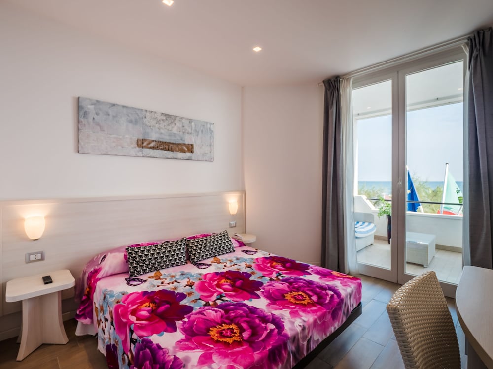 Фото Hotel Villa Sorriso