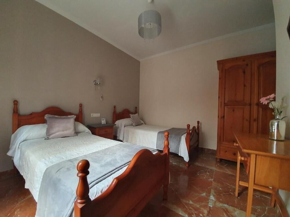 Фото Pensión La Vega