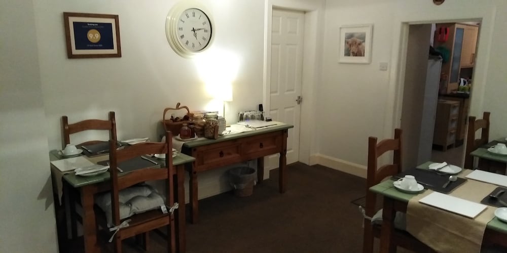 Фото № 29 Well Street B & B