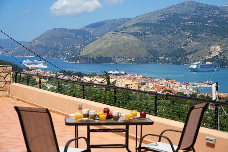 Гостиница The L Suites & Apartments