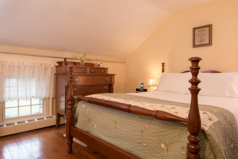 Фото Caldwell House Bed & Breakfast