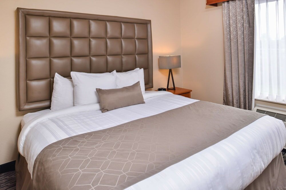 Фото Best Western Plus Mountain View Auburn Inn