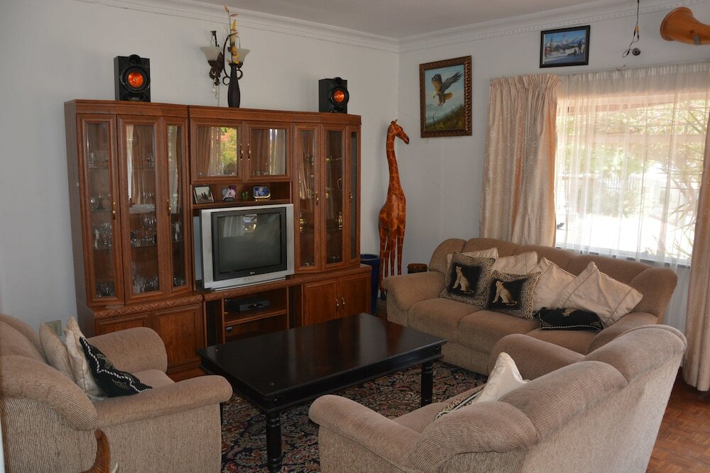 Фото The Swiss Guesthouse