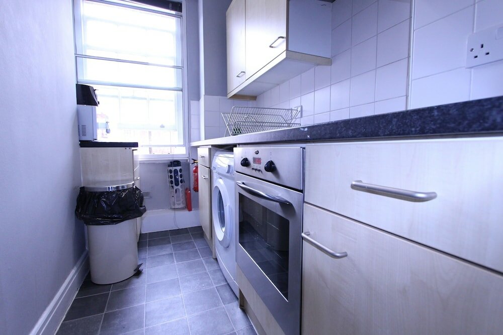 Фото Cosy Central Apartments - Oxford Street