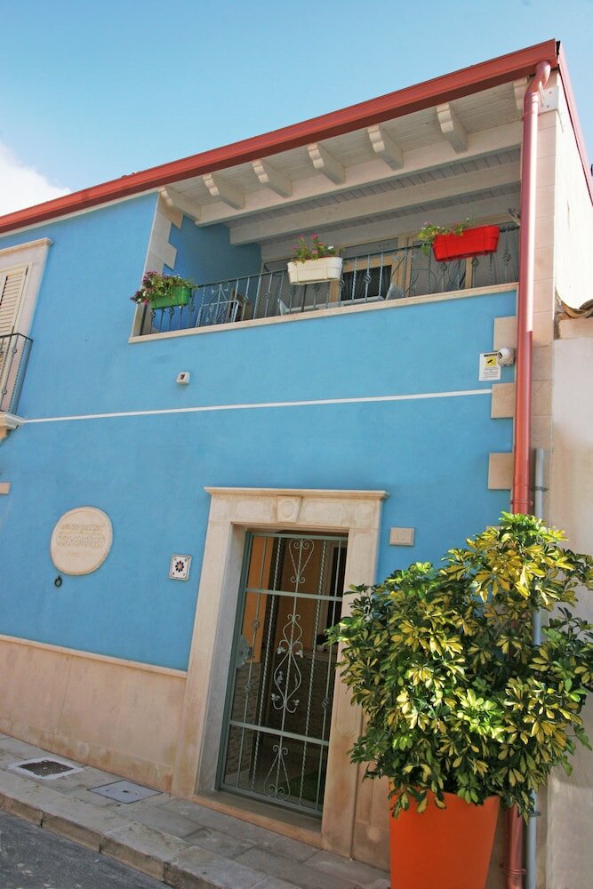 Фото Carmenangel Bed and Breakfast