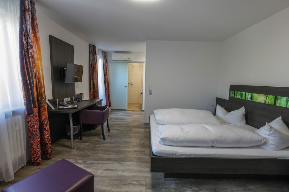 Фото Hotel zur Pfalz