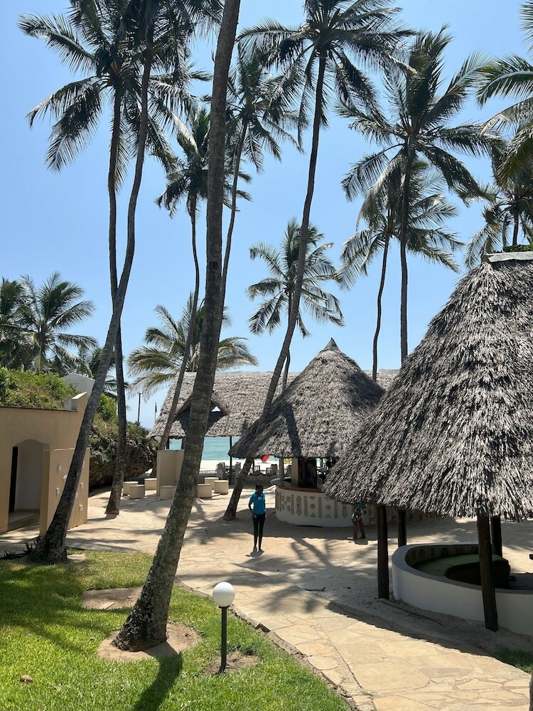 Фото Diamonds Leisure Beach & Golf Resort