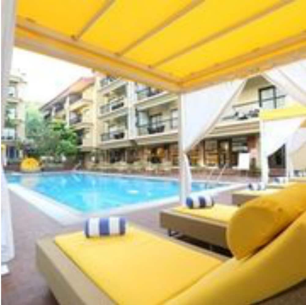 Фото Deltin Suites