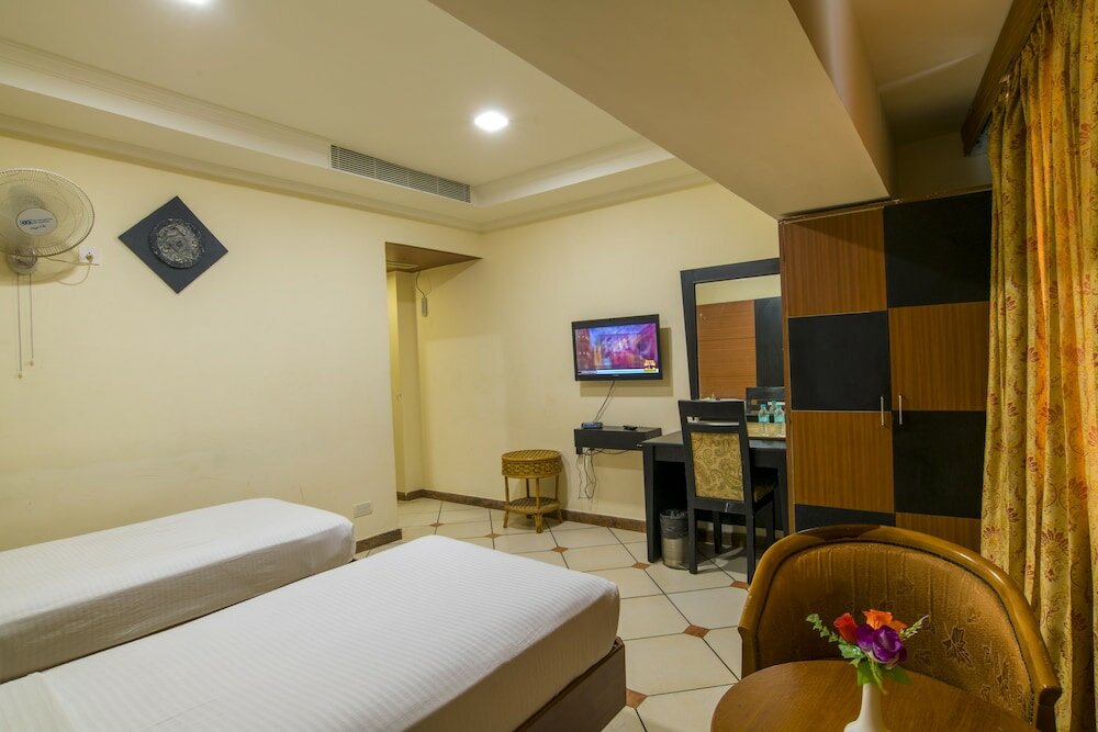 Фото Emarald Hotels