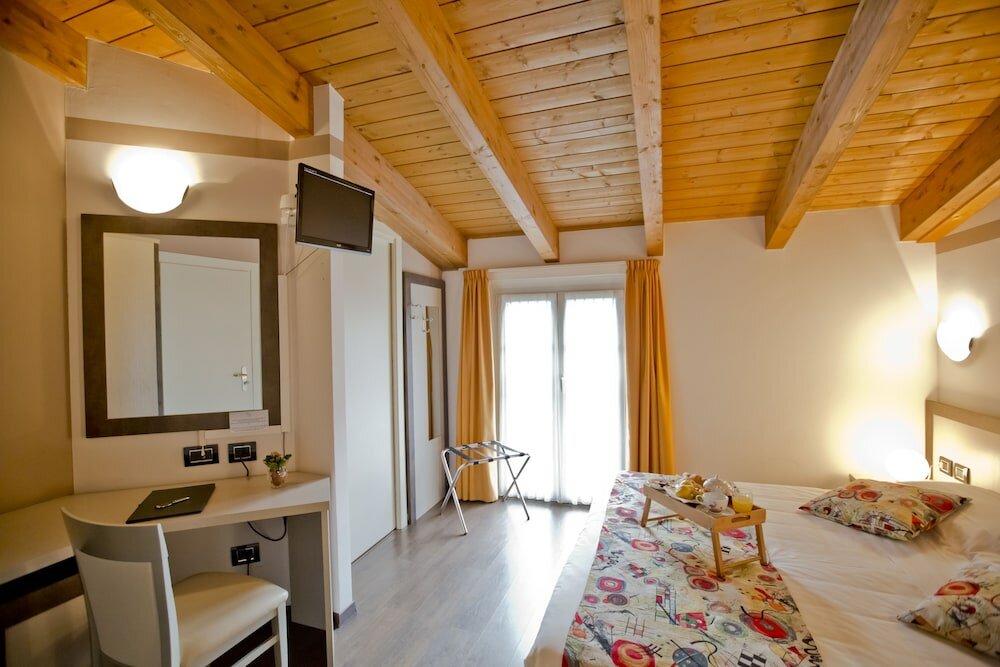 Фото Hotel Lago di Como