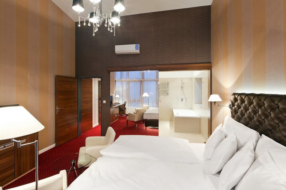 Фото Pytloun City Boutique Hotel