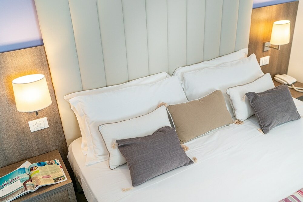 Фото Hotel Karinzia