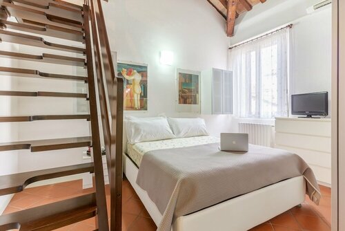 Жильё посуточно Duplex Apartment in centro storico в Ферраре