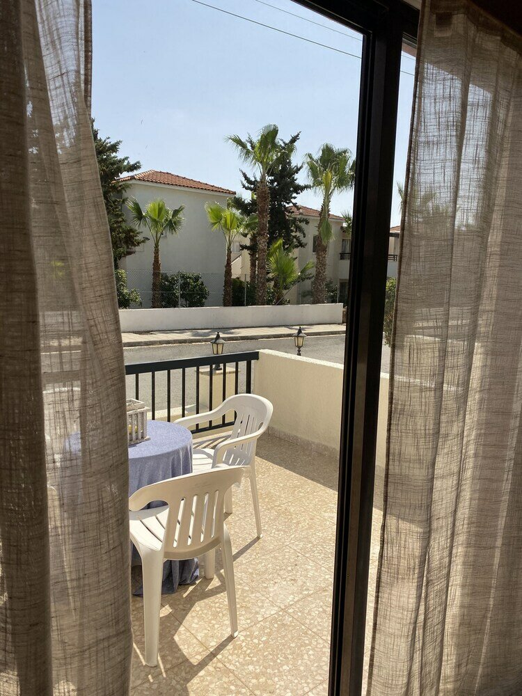 Фото Seashell Apartments