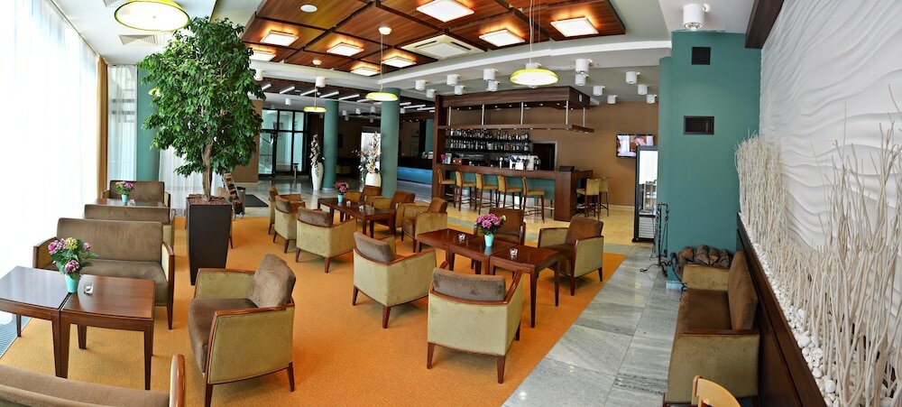 Фото Alexandra Business Hotel