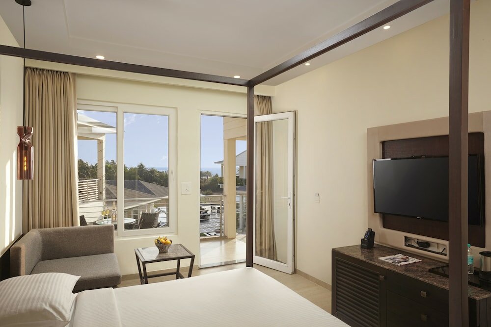 Фото The Acacia Morjim