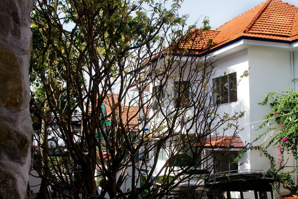 Фото Happy Forest Hotel