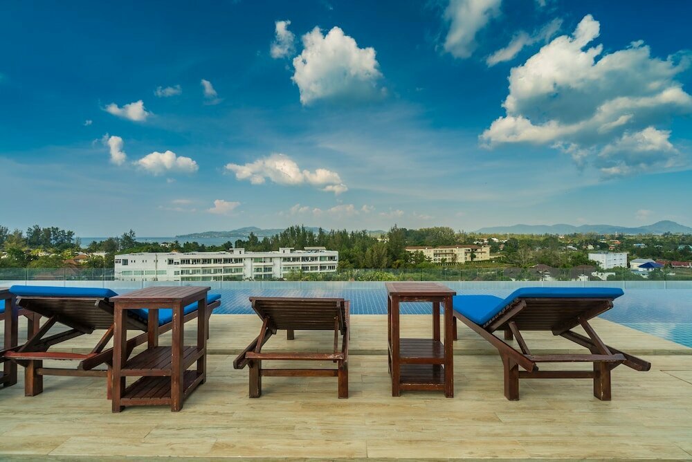 Hotel Aristo Surin by Lofty, Phuket Province, photo