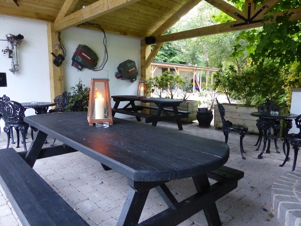 Фото Knockninny Country House & Marina