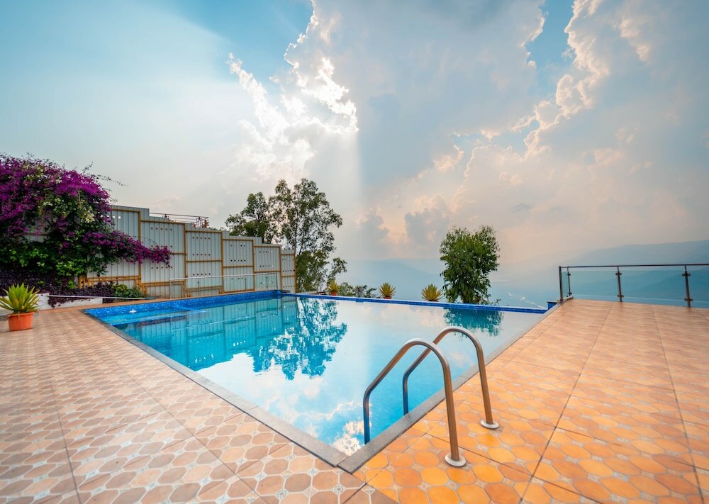 Фото Cloud Mist Resort and SPA