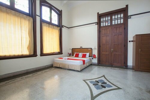Гостиница Reddoorz @ Lawang