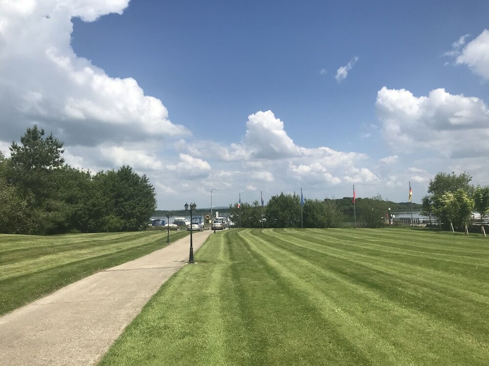 Фото Knockninny Country House & Marina