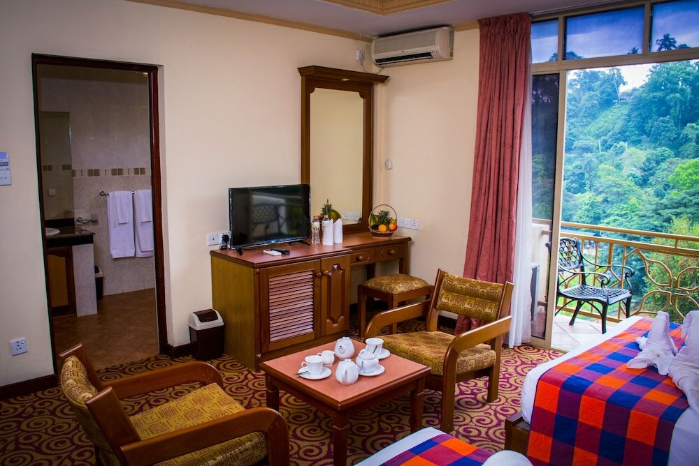 Фото Hotel Lakefield