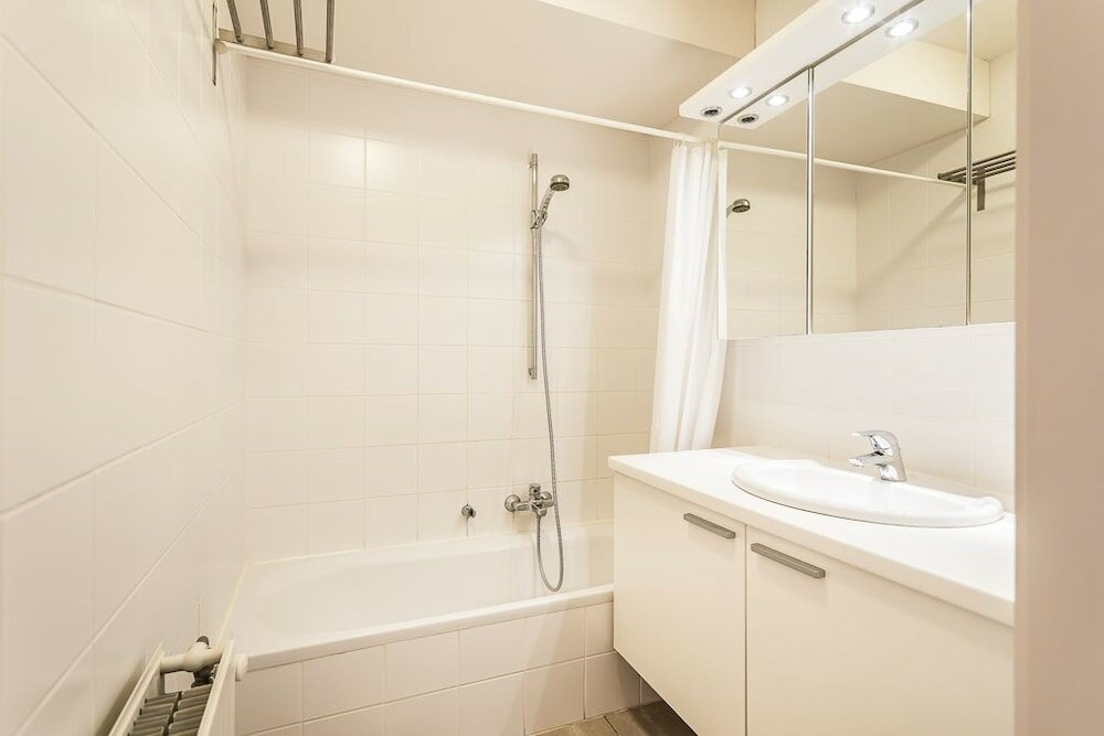 Фото Gaston Lejeune 304