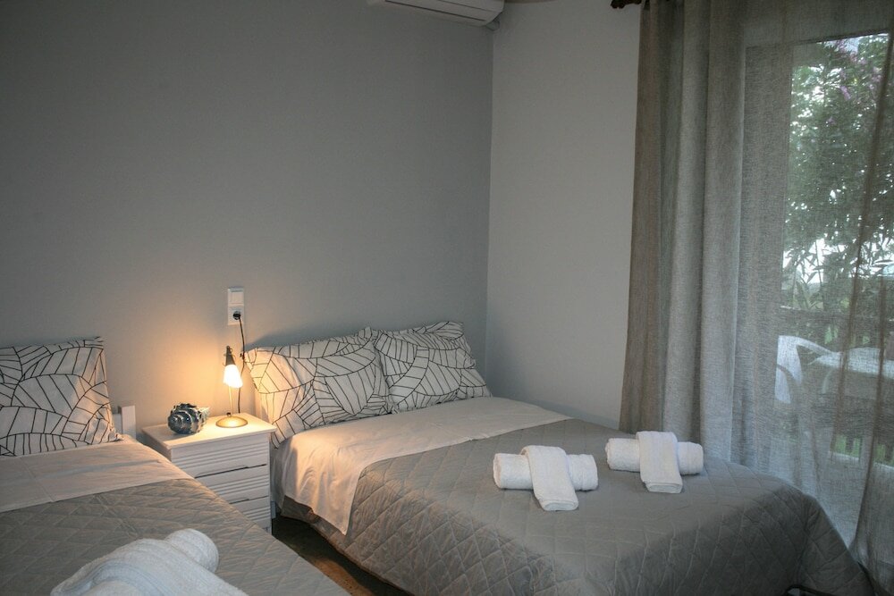 Фото Skourtis Apartments