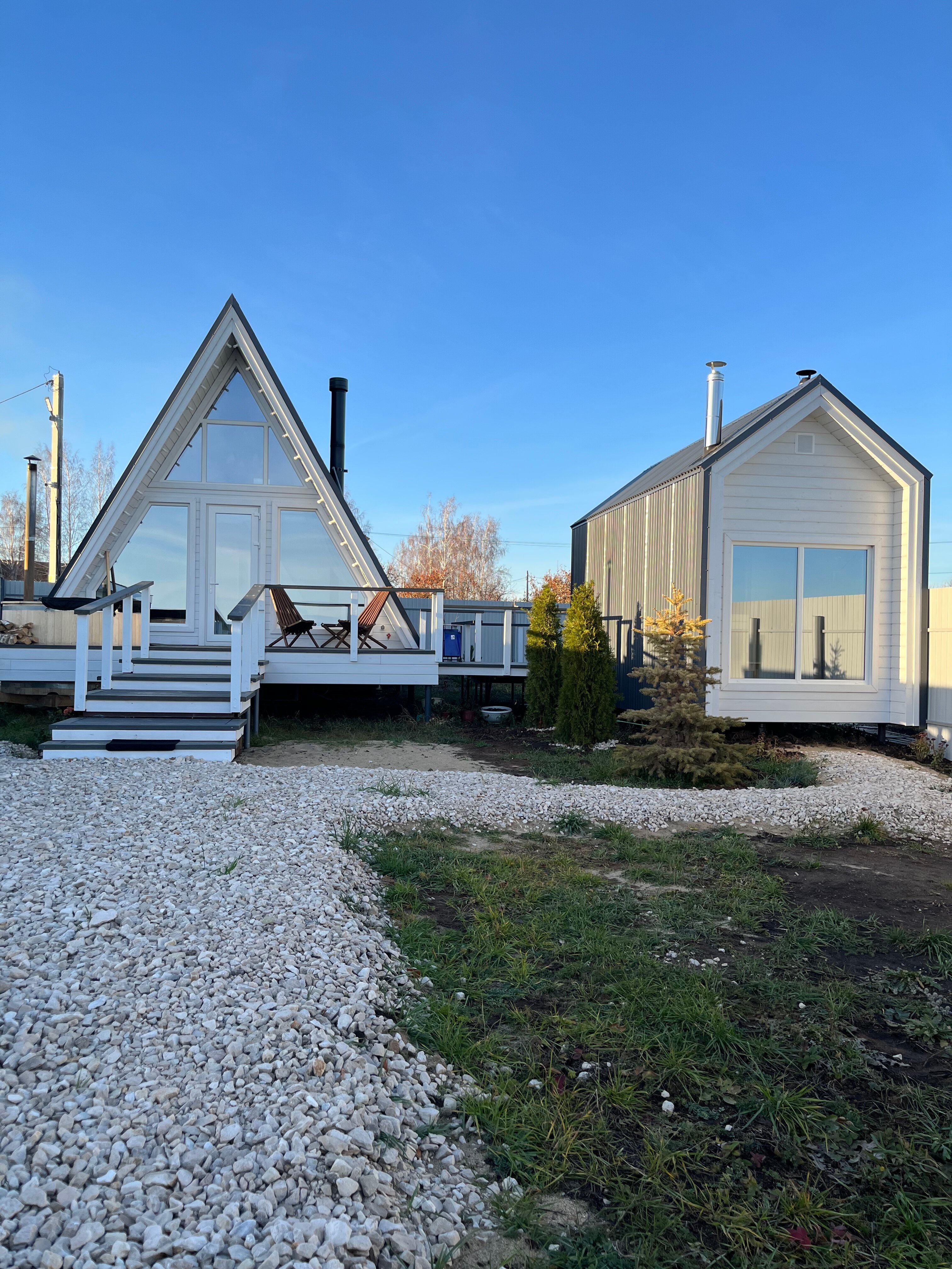 Фото White glamp