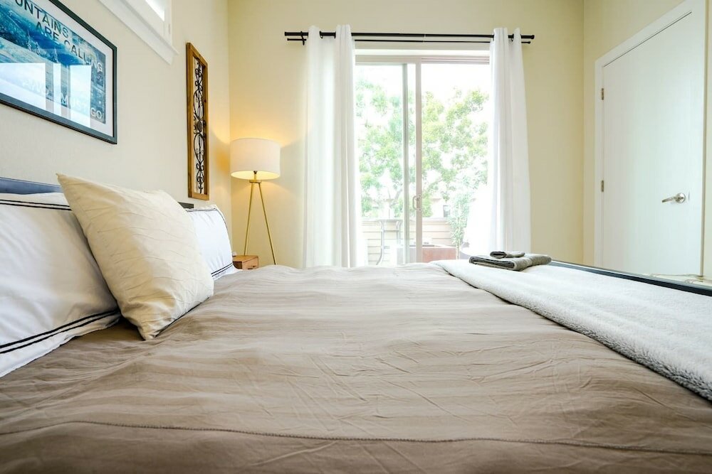 Фото The Ladley Luxury Lifestyle Walk to Mile High