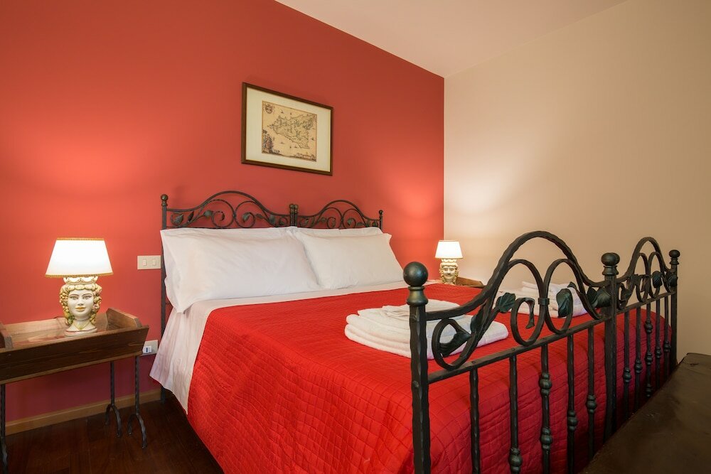 Фото Sicily's View