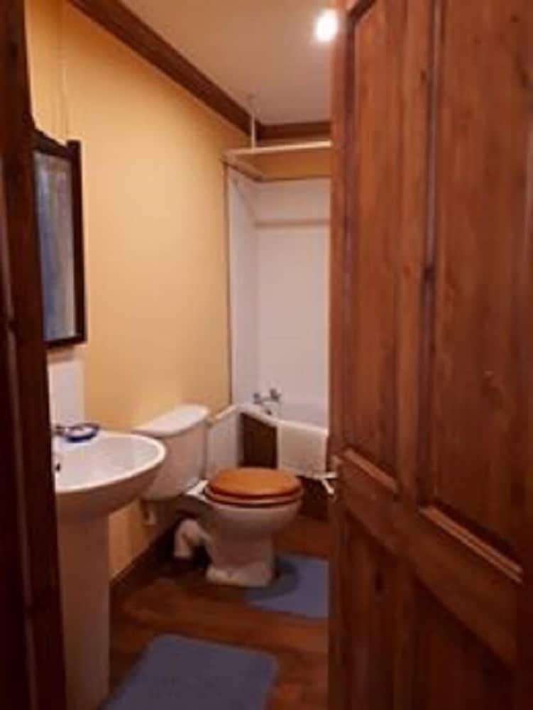 Фото Hallgreen castle