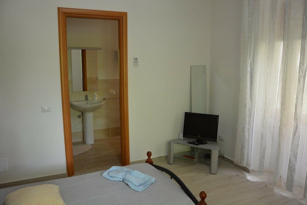 Фото La Rosa Bed & Breakfast