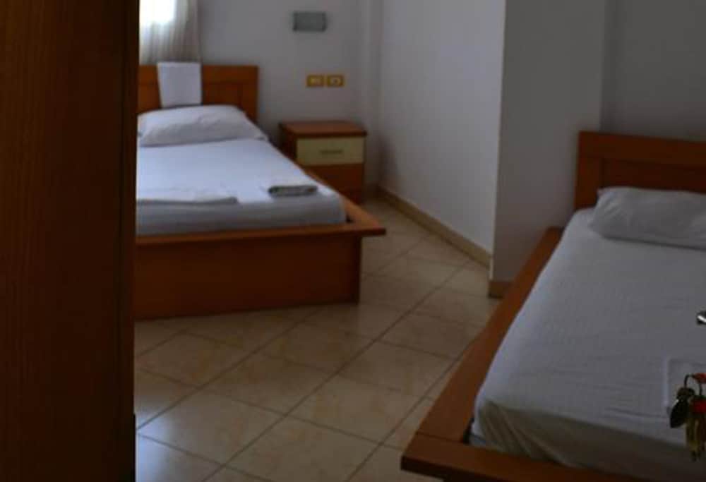 Фото Hotel Alpine