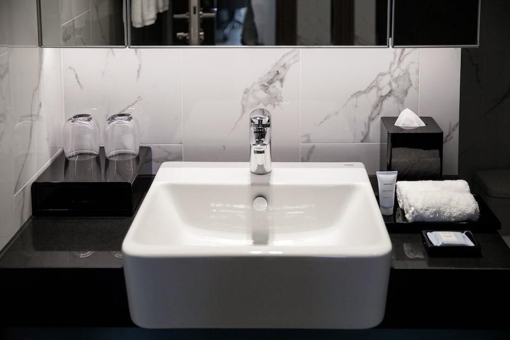 Фото Oakwood Residence Hanoi