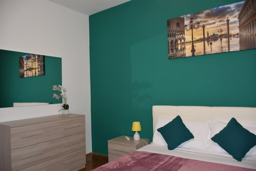 Фото Venice Popular Apartment