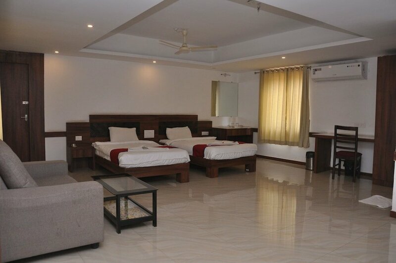Гостиница Sai Arya Lodging & Hall