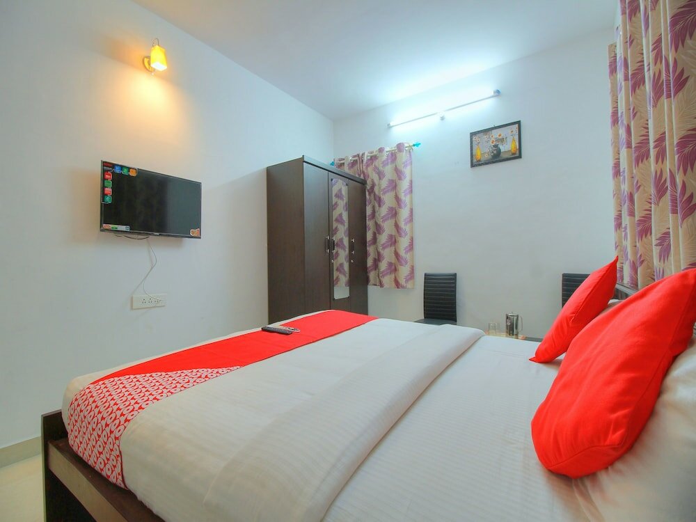 Фото Oyo 15478 Lalana Residency