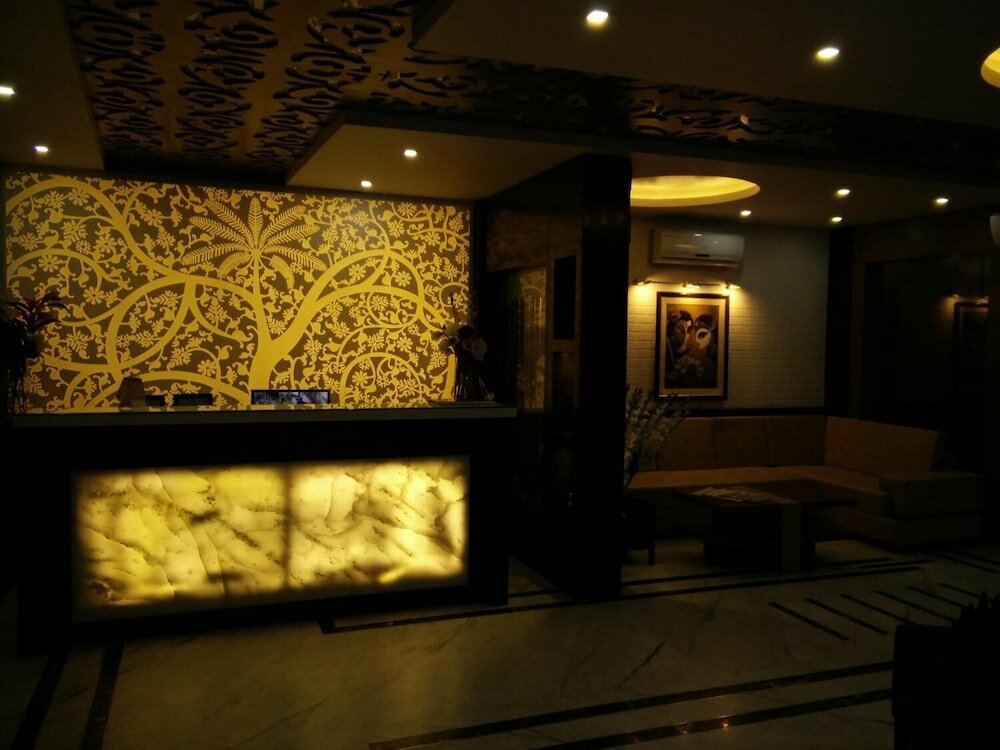 Фото Dhauladhar Heights