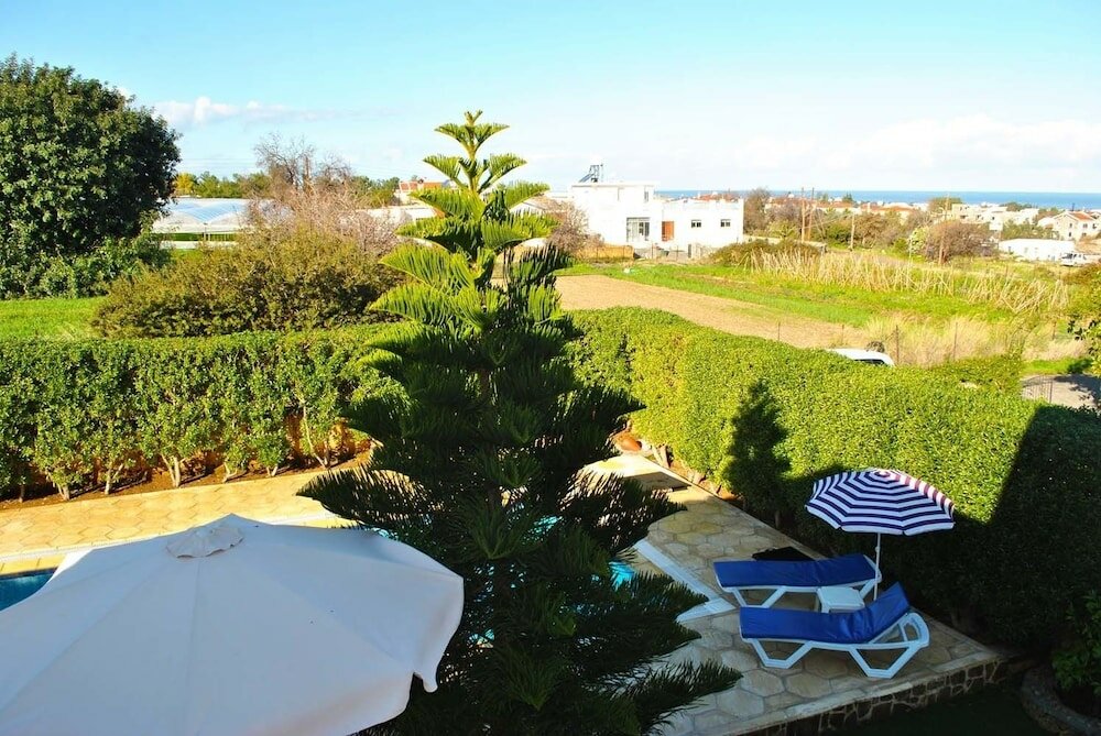 Фото Villa Brooklands by Amy Villas