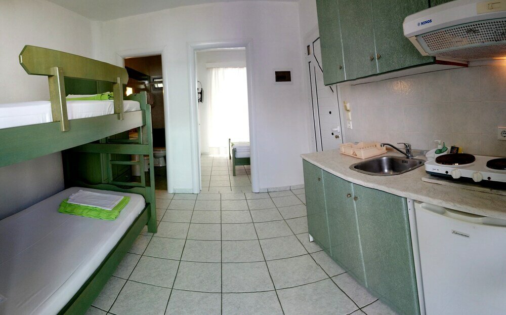 Фото Chrissi Ammoudia