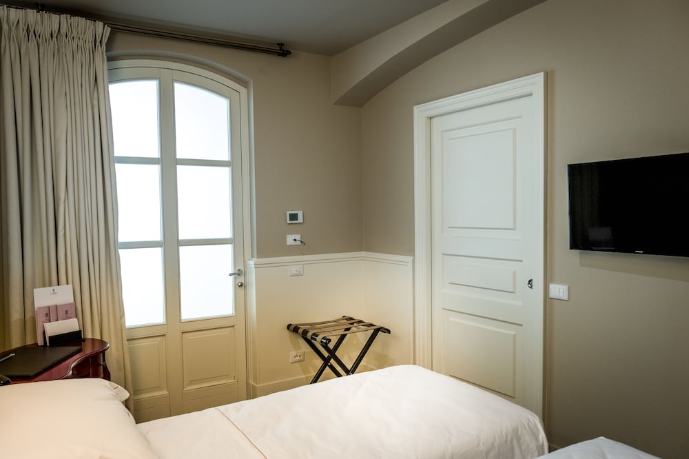 Фото Villa Lanzirotti Luxury Property
